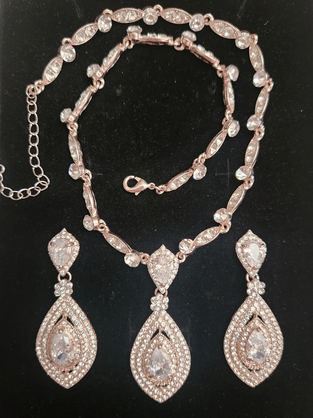 Rose Gold Teardrop Necklace and Earring Set